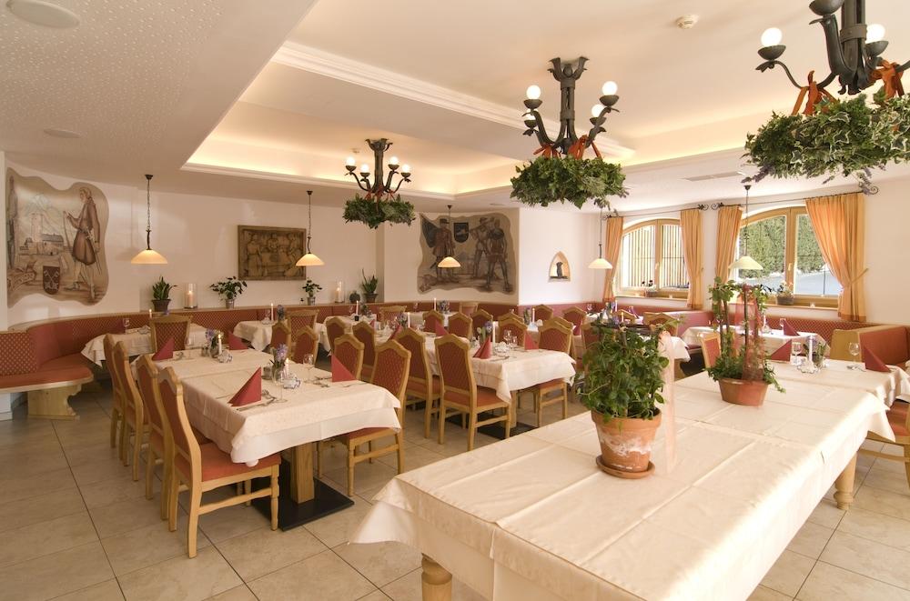Hotel Braeuwirt Кирхберг Экстерьер фото