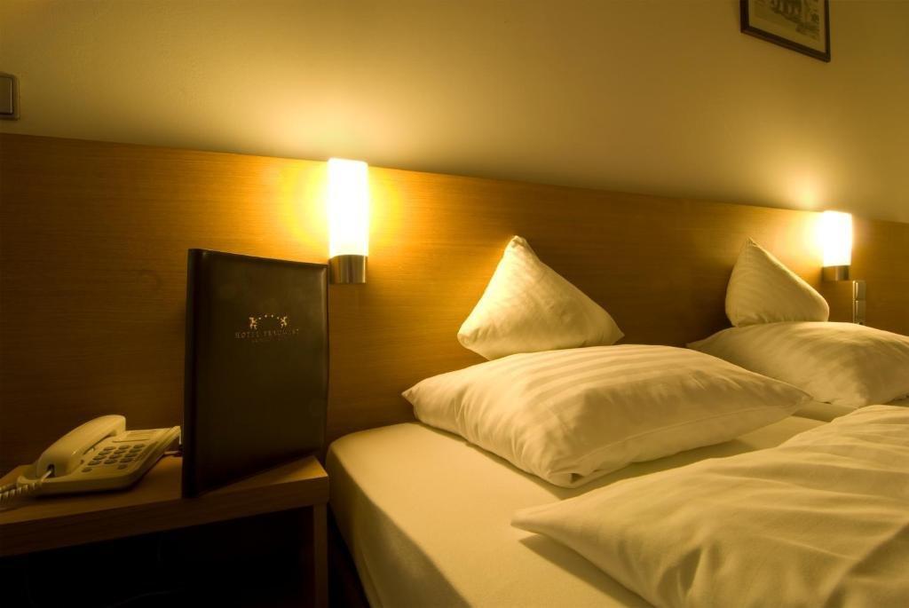 Hotel Braeuwirt Кирхберг Экстерьер фото