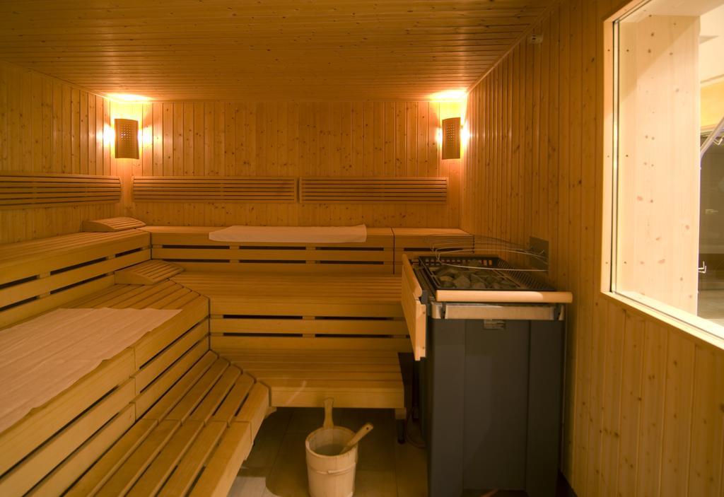 Hotel Braeuwirt Кирхберг Экстерьер фото